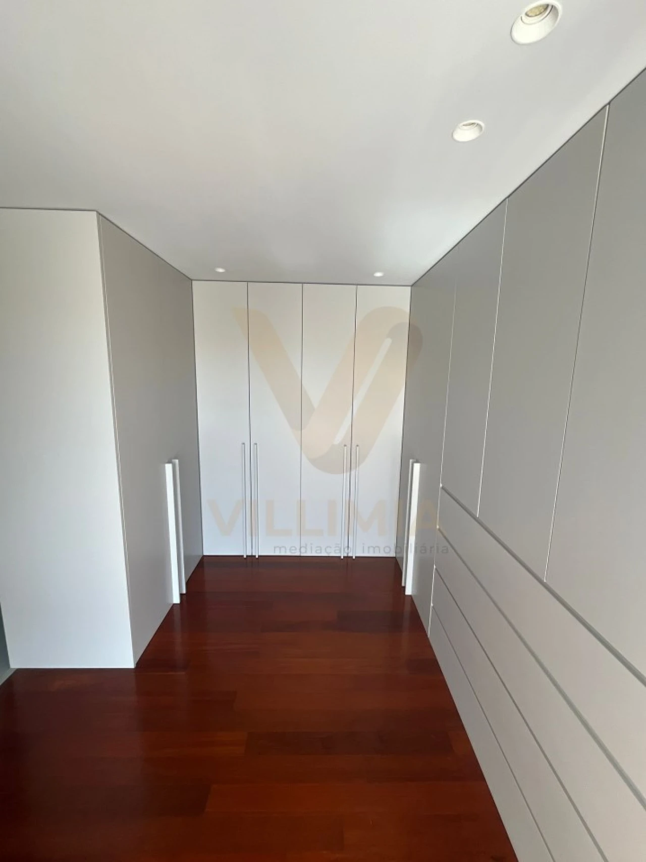 Moradia T5 para Venda em Fontão Foto 18