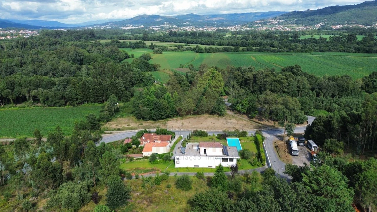 Moradia T5 para Venda em Fontão Foto 2