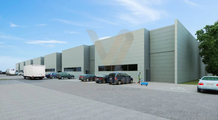 Armazém para Venda em Vila de Prado