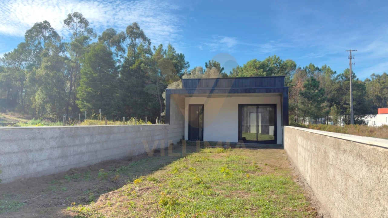 Moradia T2 para Venda em Fontão Foto 17