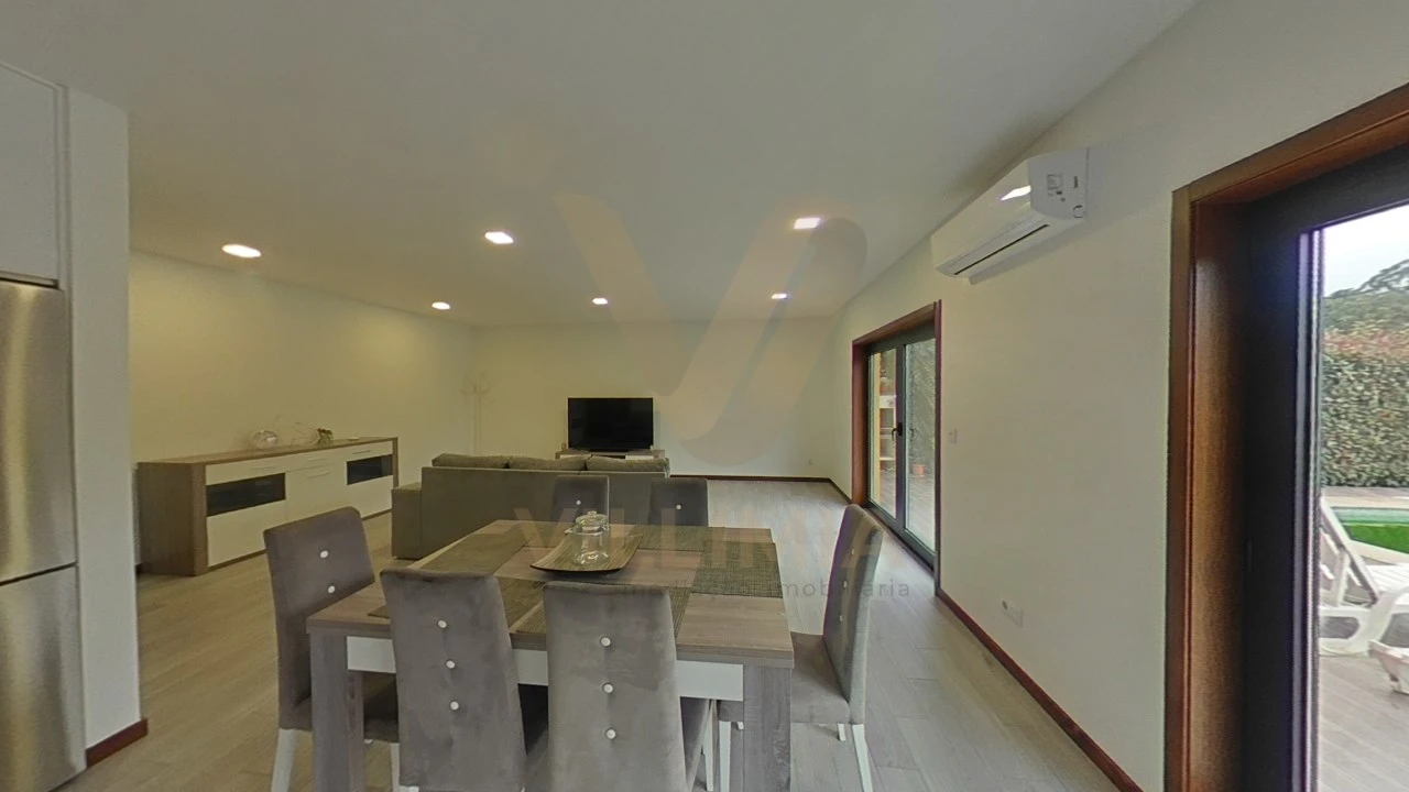 Moradia T3 para Venda em Fornelos e Queijada Foto 34