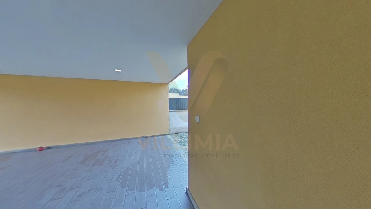 Moradia T3 para Venda em Fornelos e Queijada Foto 22