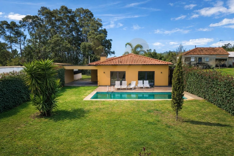 Moradia T3 para Venda em Fornelos e Queijada Foto 1