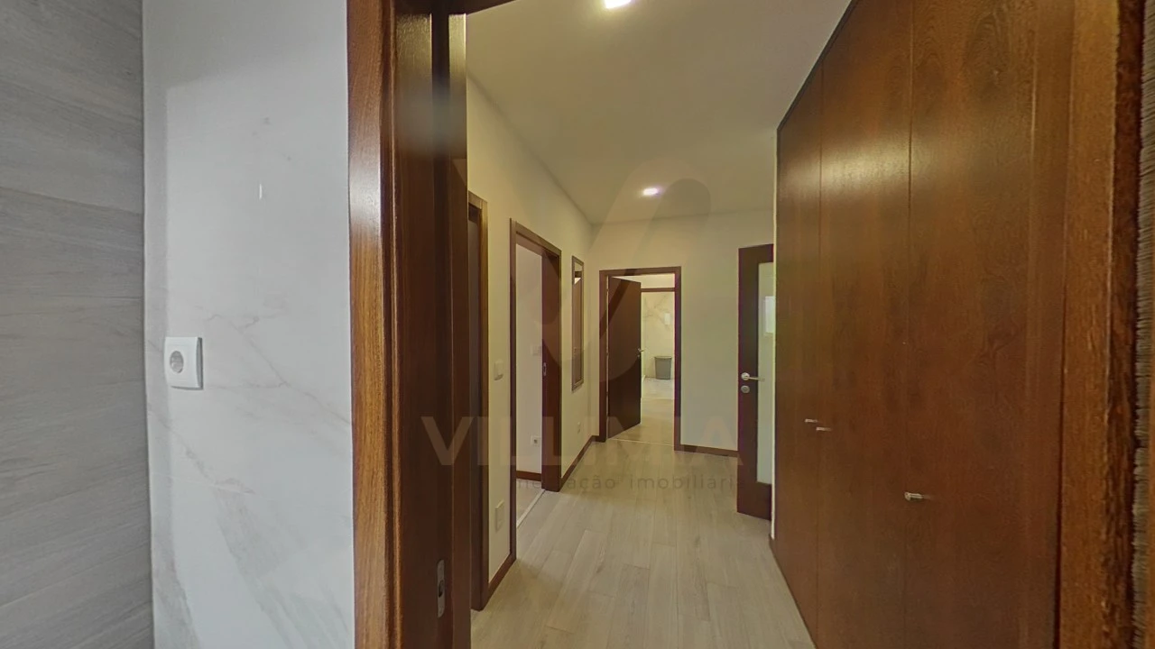 Moradia T3 para Venda em Fornelos e Queijada Foto 48