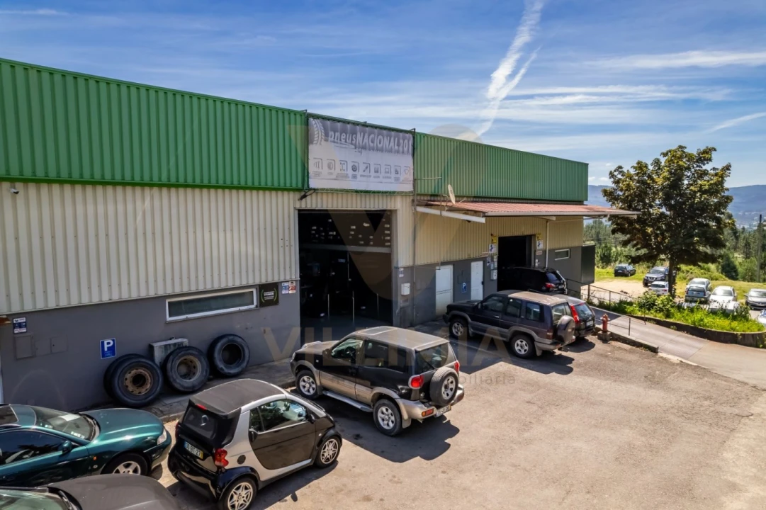 Armazém para Venda em Arcozelo Foto 5