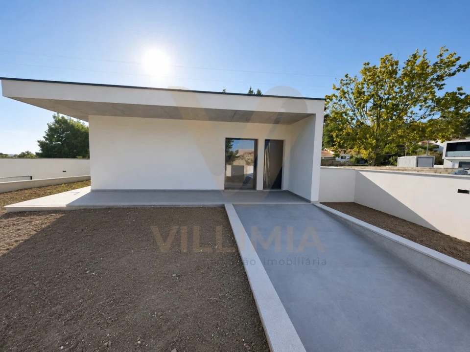 Moradia T4 para Venda em Távora (Santa Maria e São Vicente) Foto 4