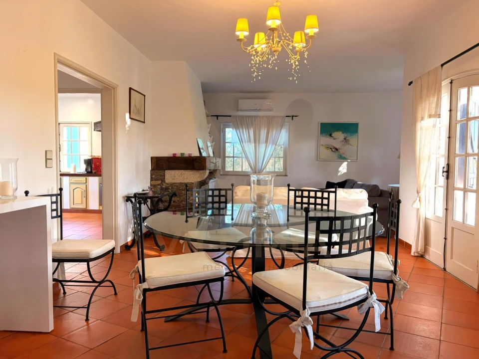 Moradia T3 para Venda em Navió e Vitorino dos Piães Foto 17