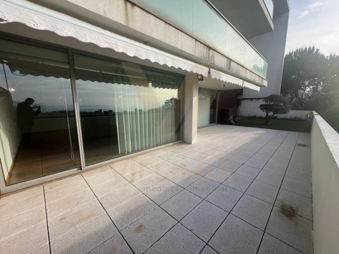 Apartamento T2 para Venda em Fornelos e Queijada Foto 15