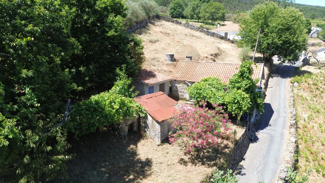 Moradia T2 para Venda em Miranda Foto 7