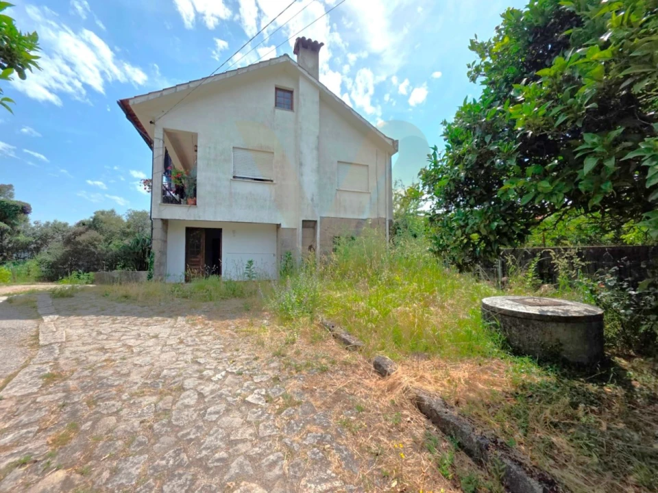 Moradia T4 para Venda em Arcozelo Foto 15