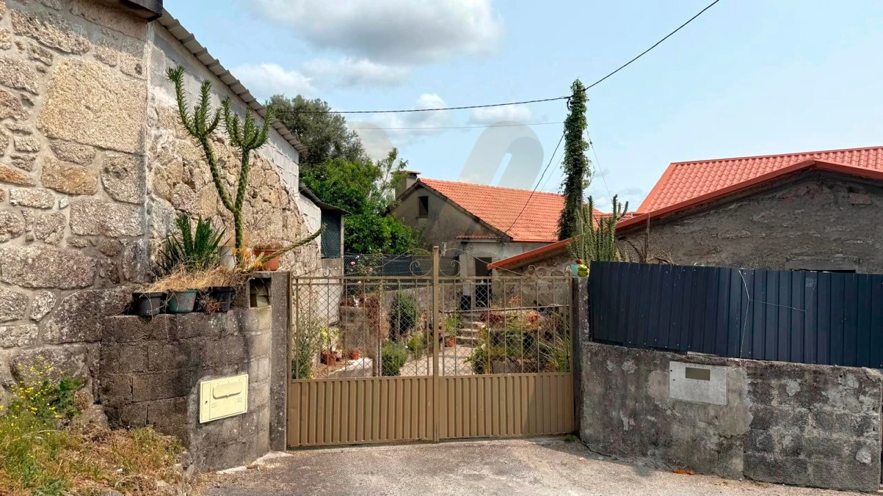 Moradia T3 para Venda em Beiral do Lima Foto 2