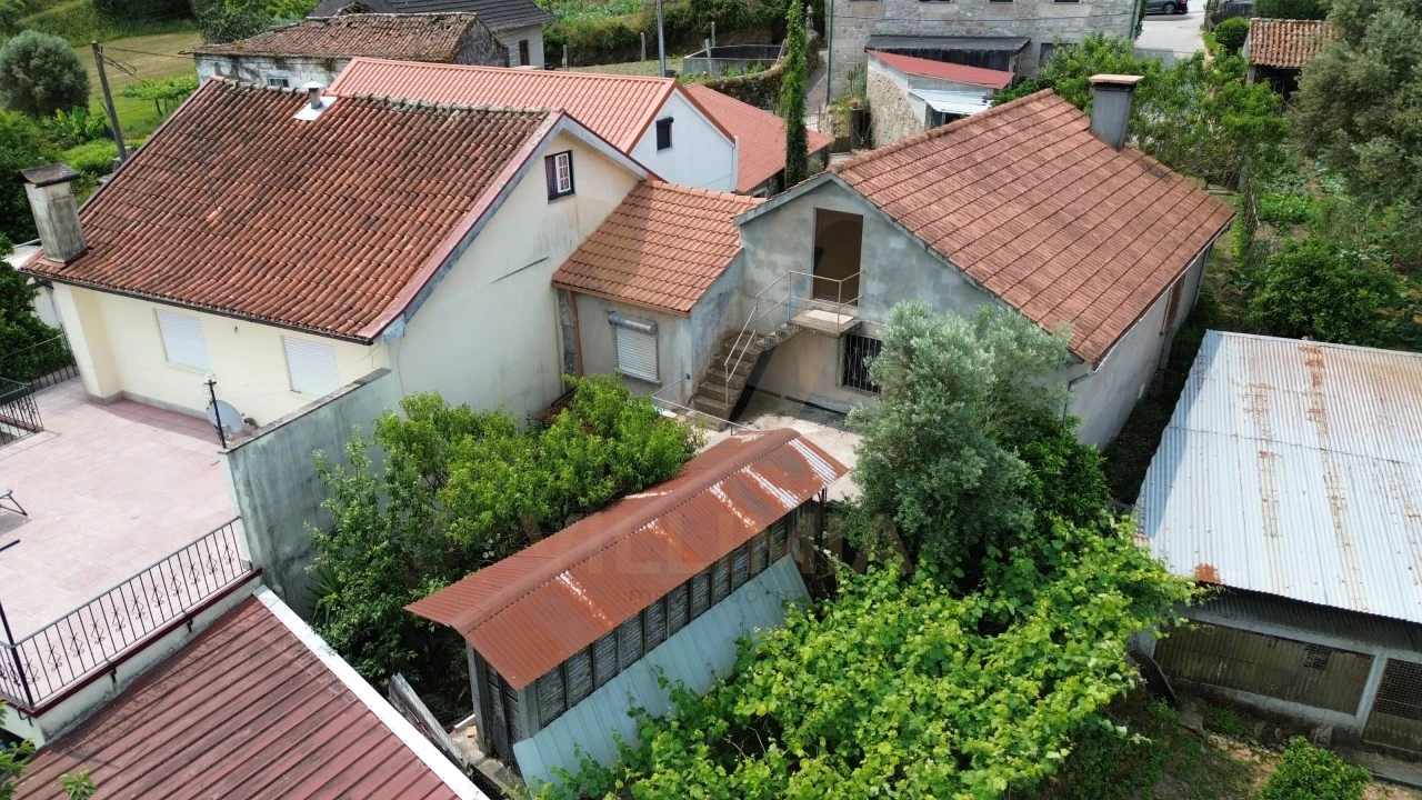 Moradia T3 para Venda em Beiral do Lima Foto 24