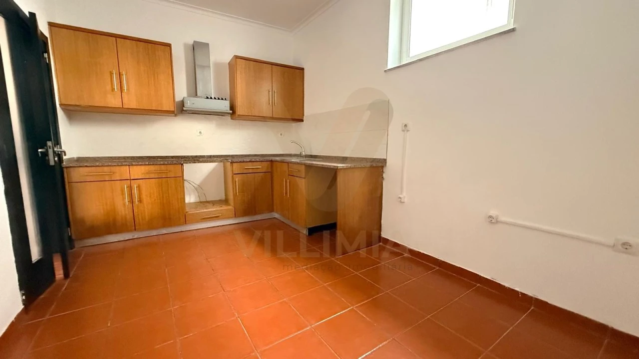 Moradia T3 para Venda em Barroselas e Carvoeiro Foto 4