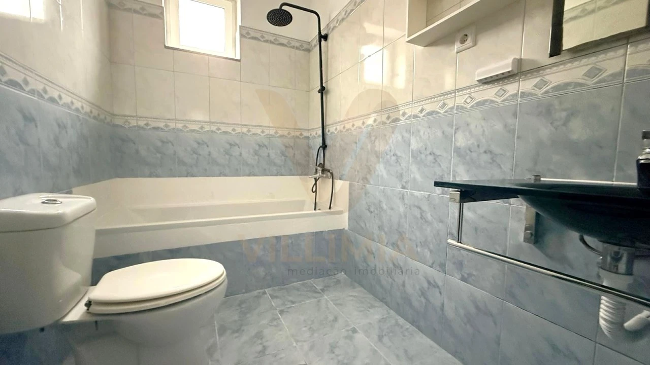 Moradia T3 para Venda em Barroselas e Carvoeiro Foto 12