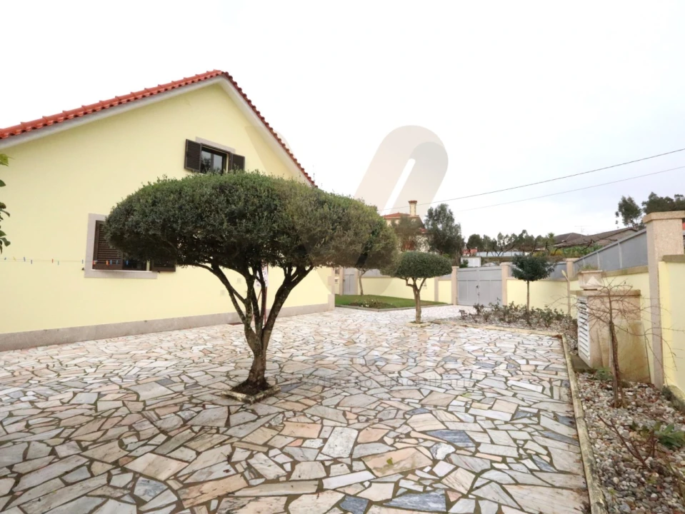 Moradia T4 para Venda em Ardegão, Freixo e Mato Foto 34