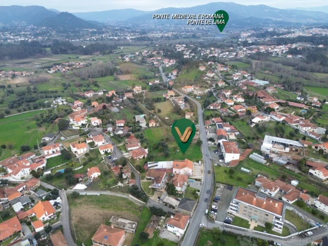 Terreno para Venda em Correlhã Foto 3