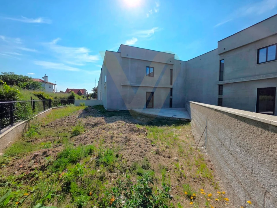 Moradia T3 para Venda em Padreiro (Salvador e Santa Cristina) Foto 21