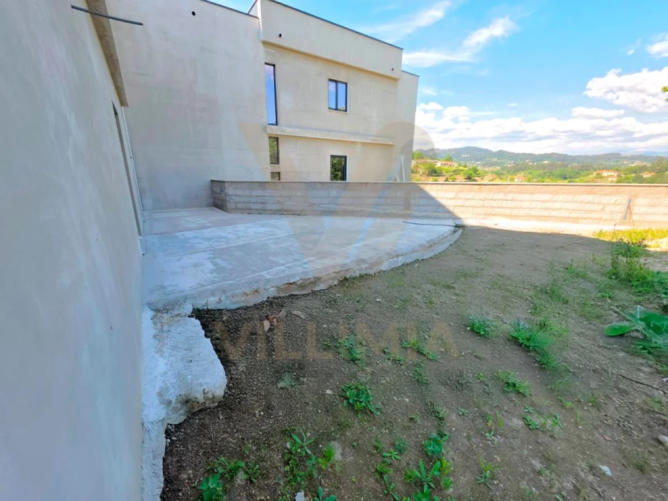 Moradia T3 para Venda em Padreiro (Salvador e Santa Cristina) Foto 22