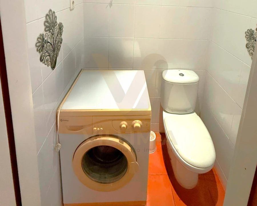 Moradia T3 para Venda em Bárrio e Cepões Foto 16