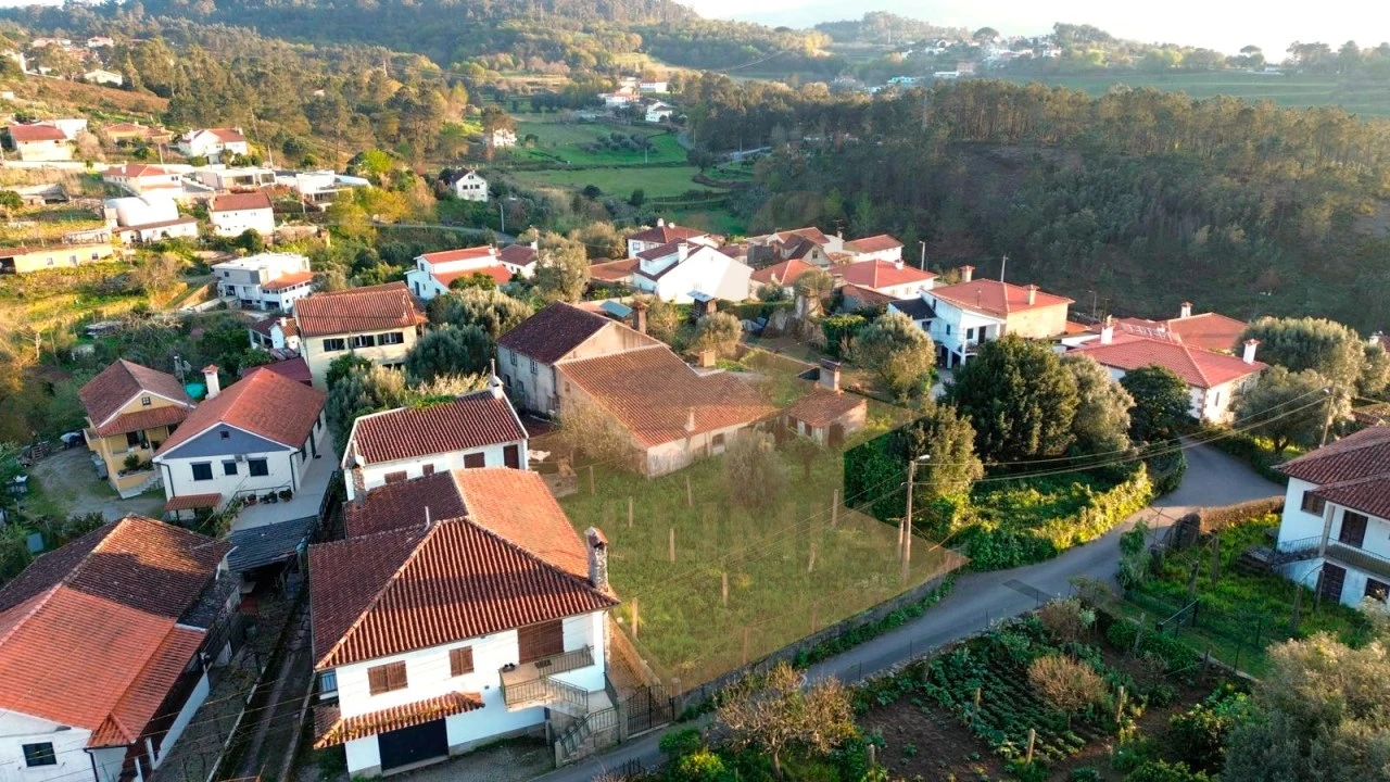 Moradia T1 para Venda em Ribeira Foto 1