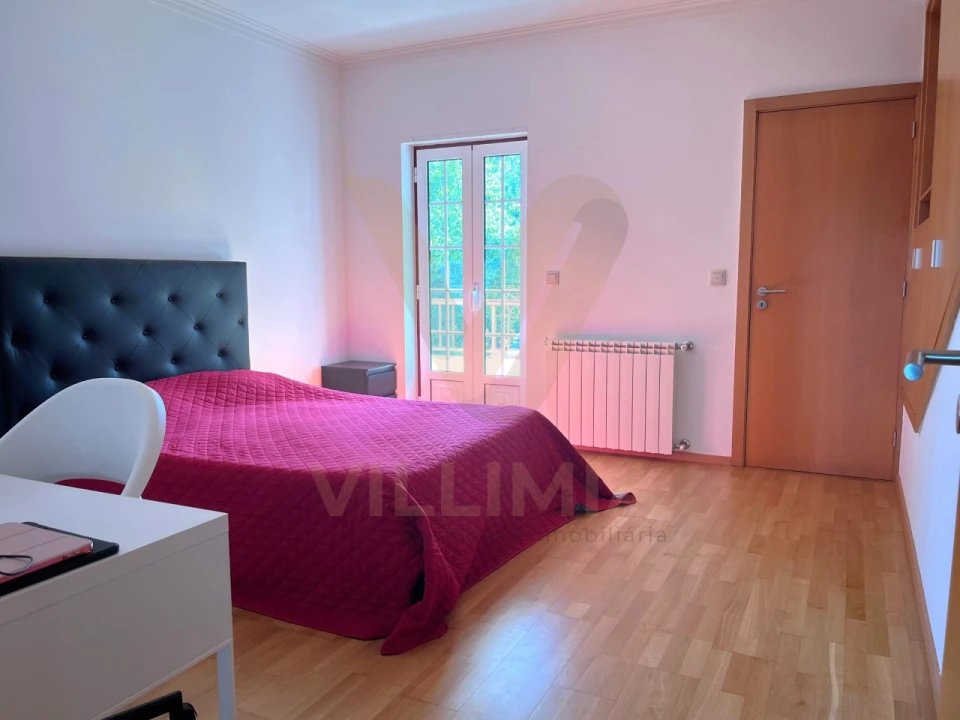 Moradia T5 para Venda em Arcozelo Foto 25