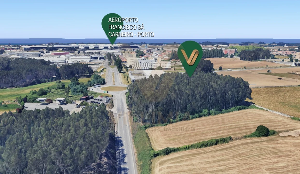 Terreno para Venda em Moreira Foto 2