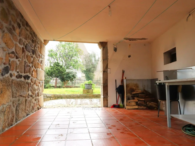 Moradia T3 para Venda em Arcozelo Foto 27