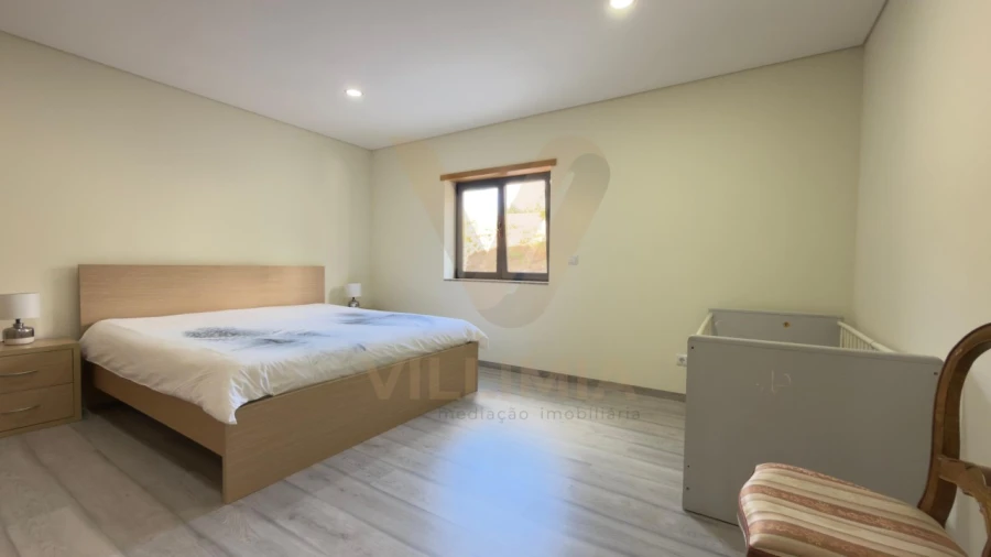 Moradia T7 para Venda em Labruja Foto 17