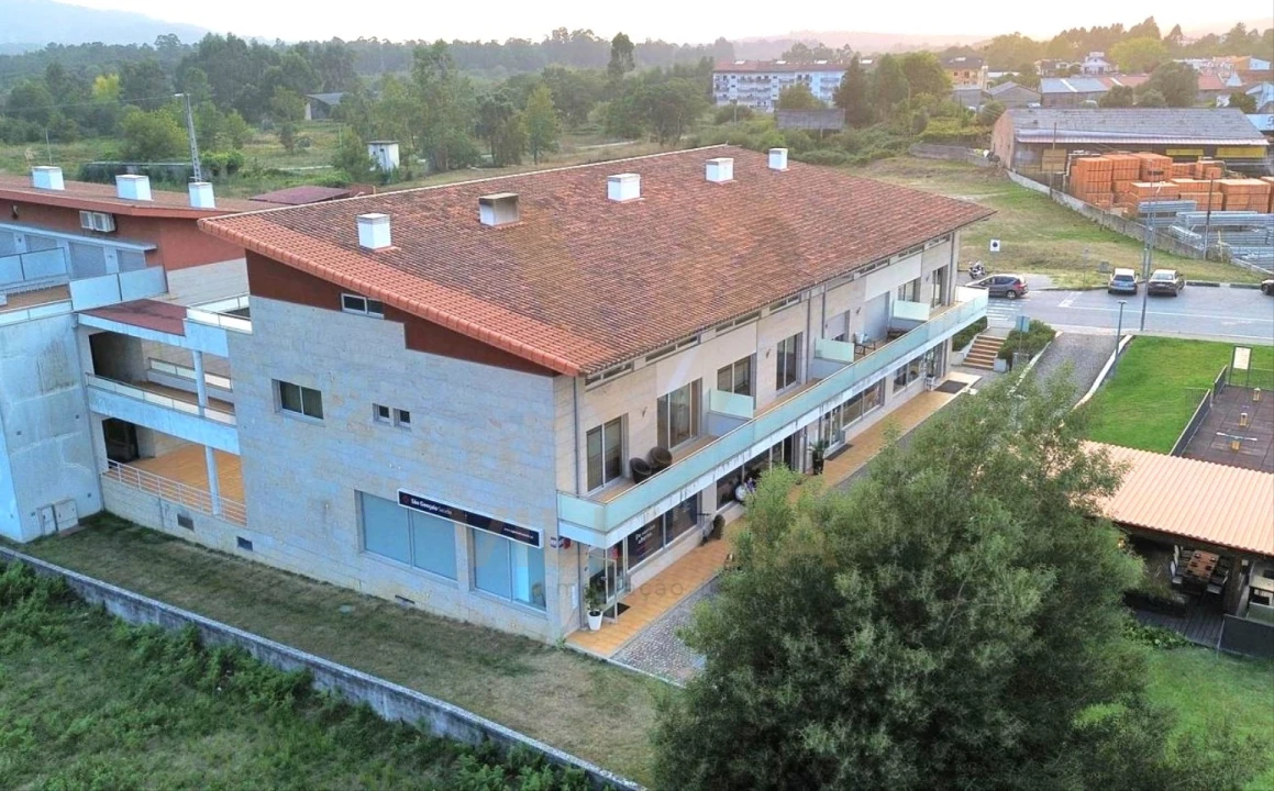 Apartamento T5 para Venda em Arcozelo Foto 2