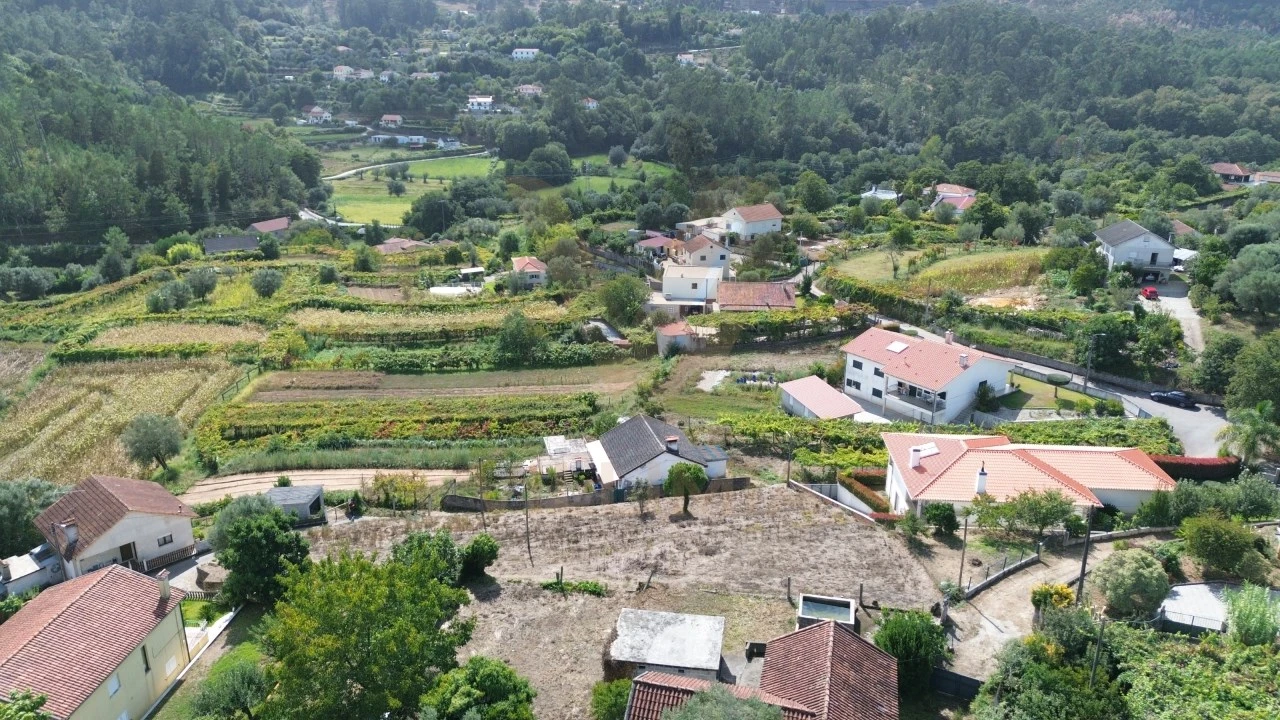Terreno para Venda em Rebordões (Santa Maria) Foto 6