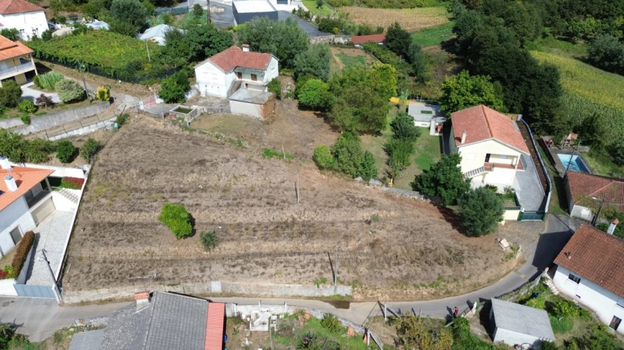 Terreno para Venda em Rebordões (Santa Maria) Foto 4
