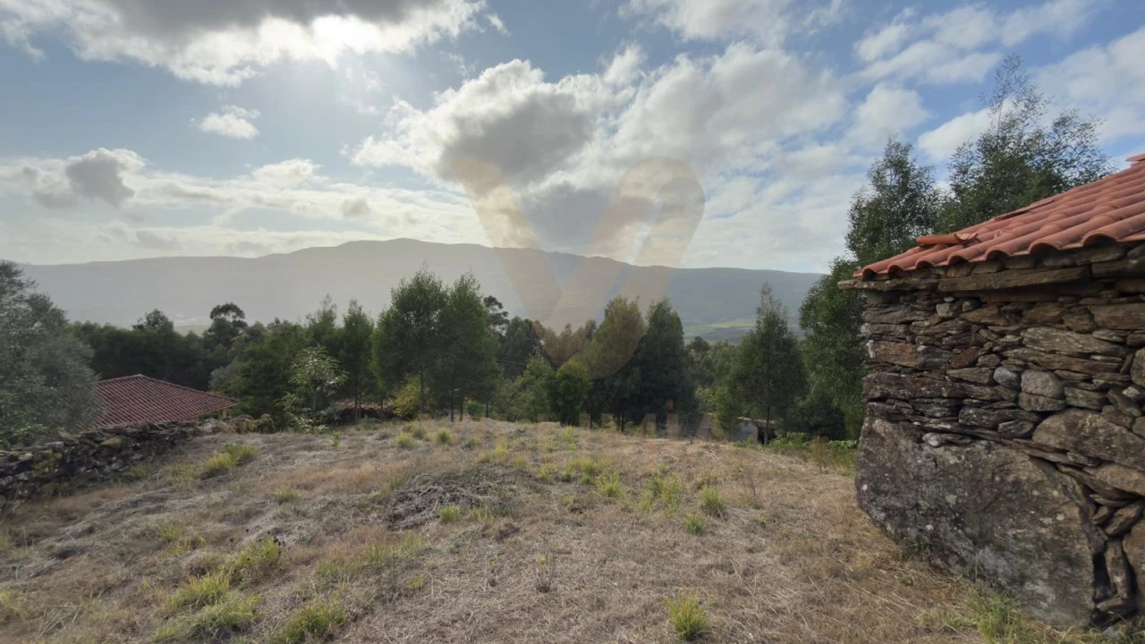 Terreno para Venda em Cabração e Moreira do Lima Foto 3