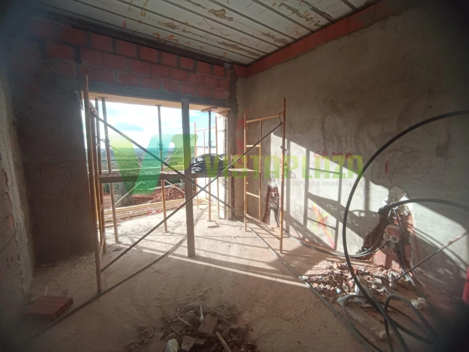 Moradia T3 para Venda em Mexilhoeira Grande Foto 14