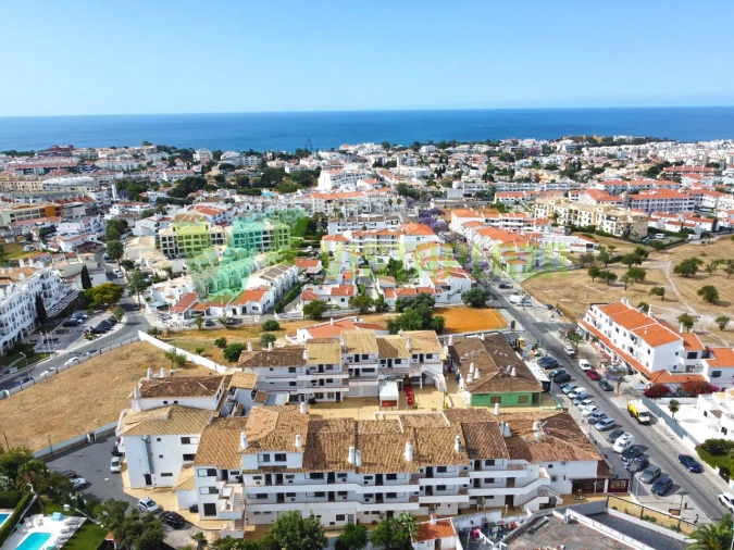 Negócio para Venda em Albufeira e Olhos de Água