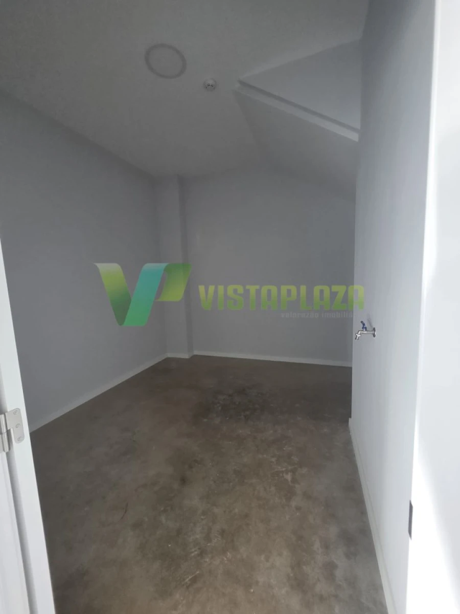 Armazém para Arrendamento em Portimão Foto 12