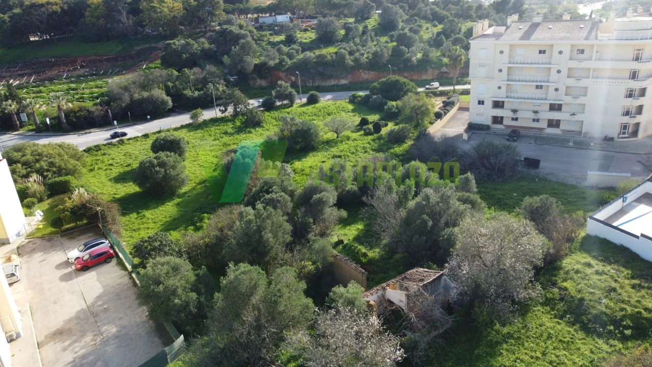 Terreno para Venda em Alvor Foto 4