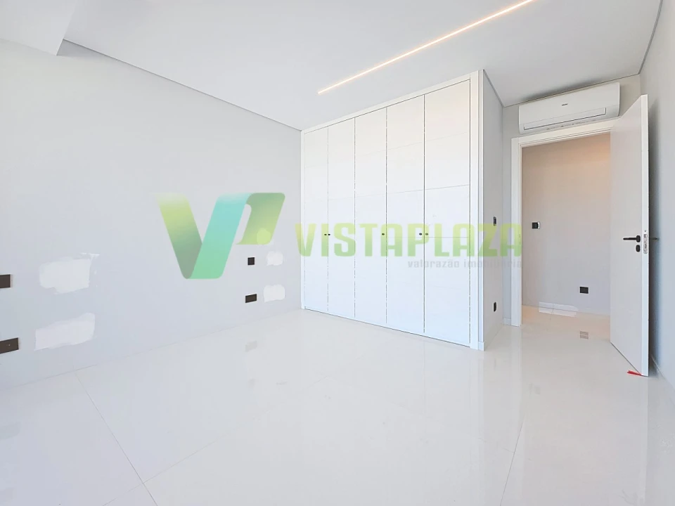 Apartamento T3 para Venda em Portimão Foto 19