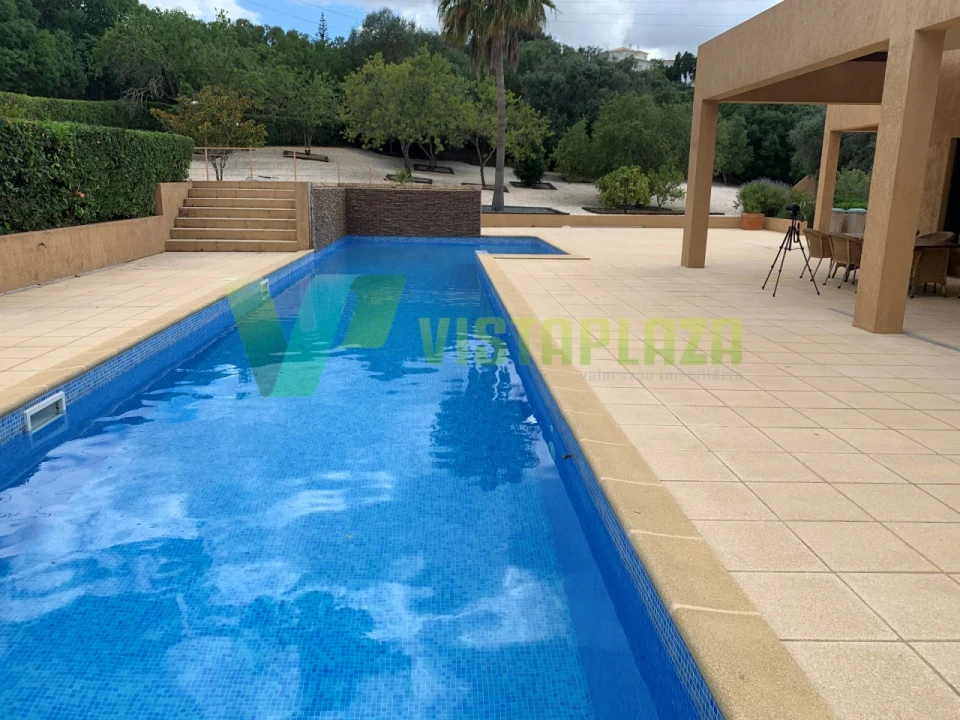 Moradia T5 para Venda em Lagos (São Sebastião e Santa Maria) Foto 2