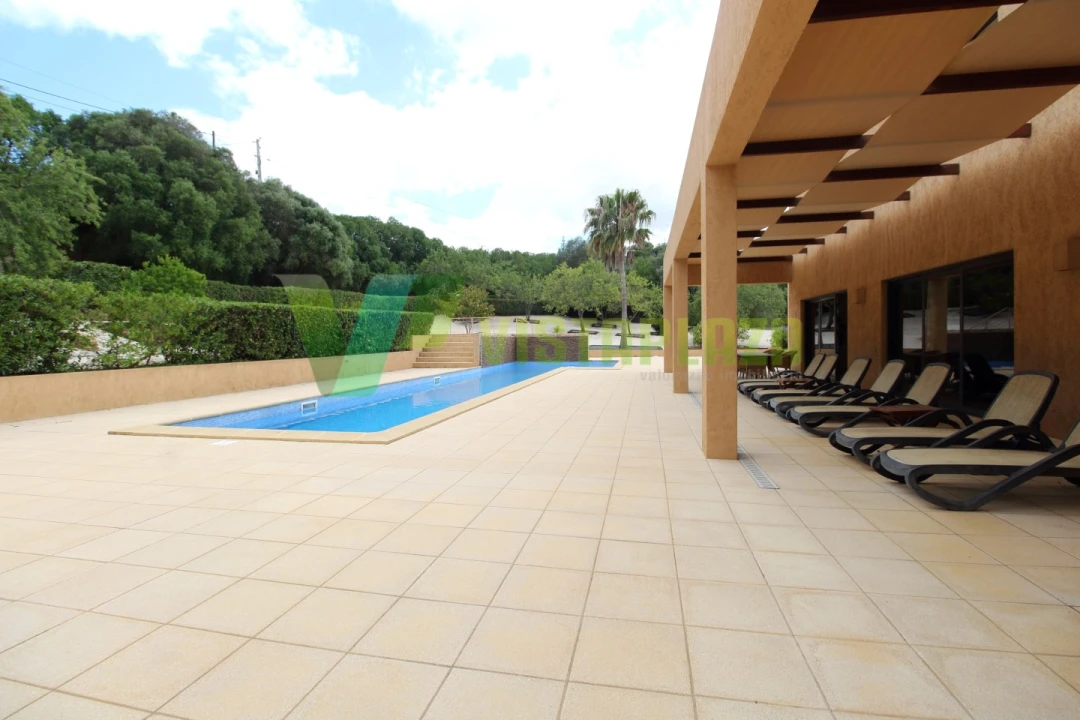 Moradia T5 para Venda em Lagos (São Sebastião e Santa Maria) Foto 3