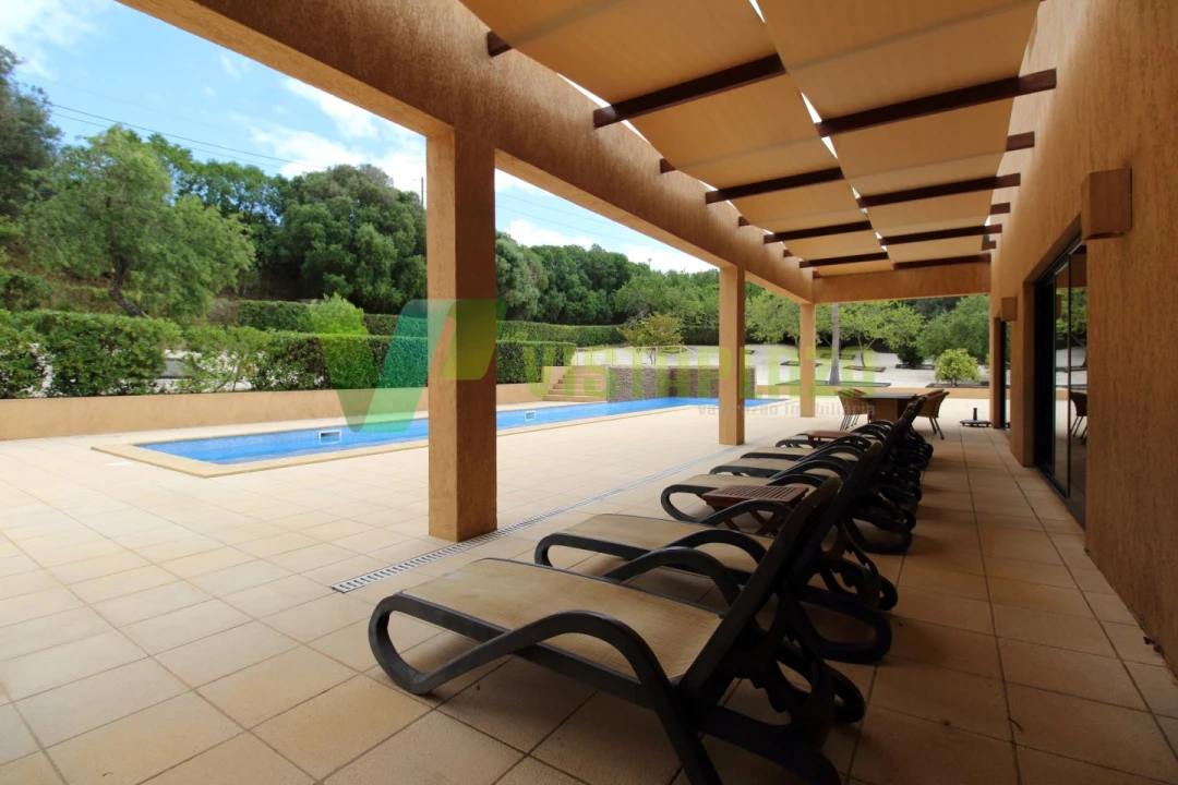 Moradia T5 para Venda em Lagos (São Sebastião e Santa Maria) Foto 1