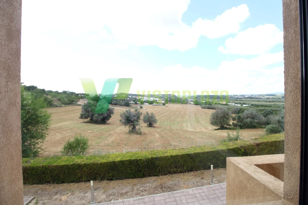 Moradia T5 para Venda em Lagos (São Sebastião e Santa Maria) Foto 51