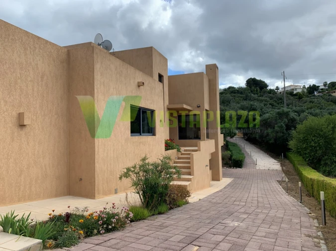 Moradia T5 para Venda em Lagos (São Sebastião e Santa Maria) Foto 53