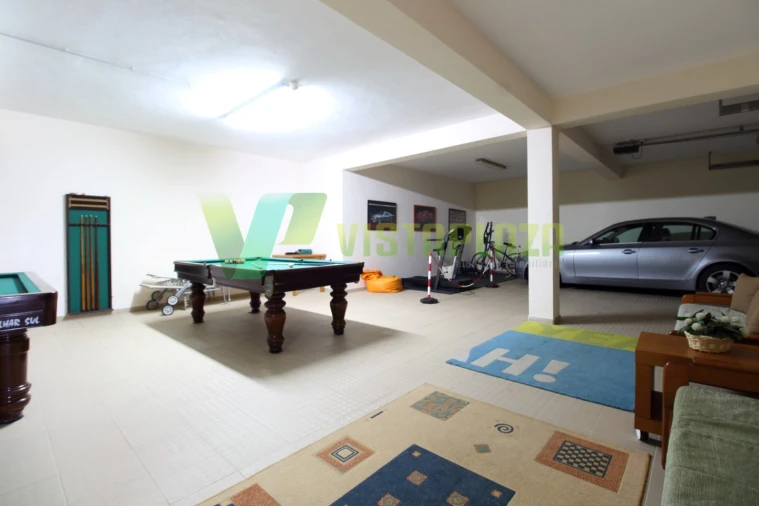 Moradia T5 para Venda em Lagos (São Sebastião e Santa Maria) Foto 43