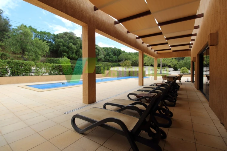 Moradia T5 para Venda em Lagos (São Sebastião e Santa Maria) Foto 1