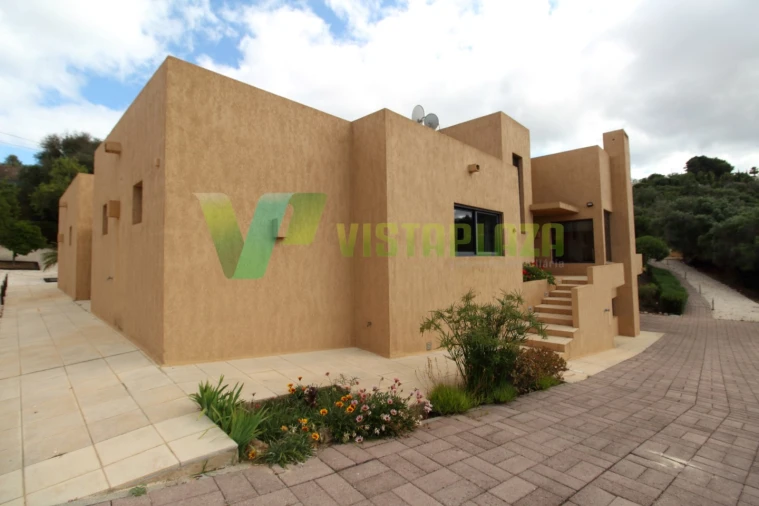 Moradia T5 para Venda em Lagos (São Sebastião e Santa Maria) Foto 49