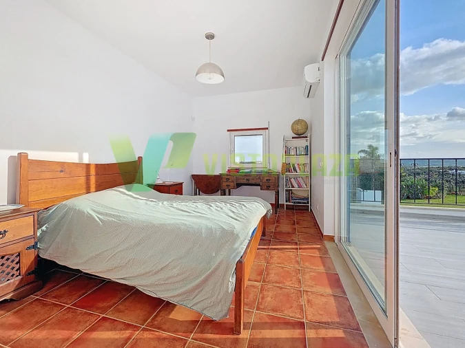 Moradia T4 para Venda em Silves Foto 28