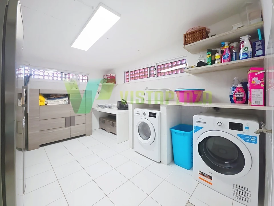 Moradia T4 para Venda em Portimão Foto 43
