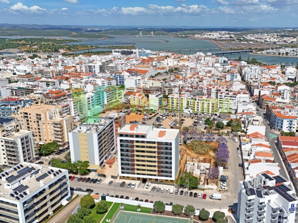 Apartamento T3 para Venda em Portimão Foto 3