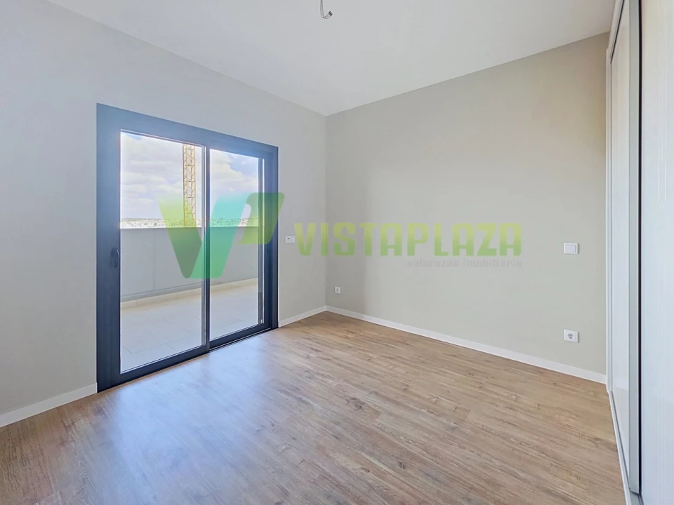 Apartamento T3 para Venda em Portimão Foto 22