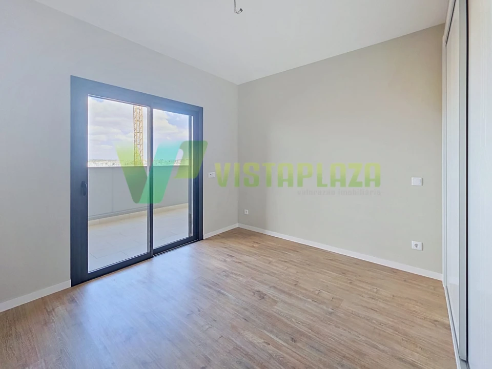 Apartamento T3 para Venda em Portimão Foto 21